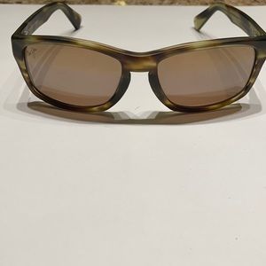 Maui Jim Sunglasses-McGregor Point model